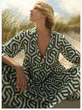 Zara White and Green Geometric Tiered Midi Shirt Dress